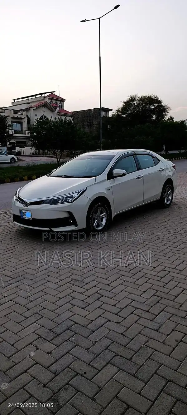 Toyota Corolla Gli Sedan 2017 Model Automatic