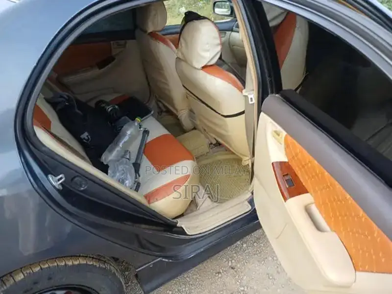 Toyota Corolla SE Sedan Automatic - Reliable Compact Car