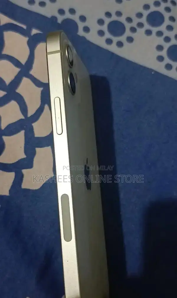 Apple iPhone 12 Refurbished Smartphone 64GB Storage