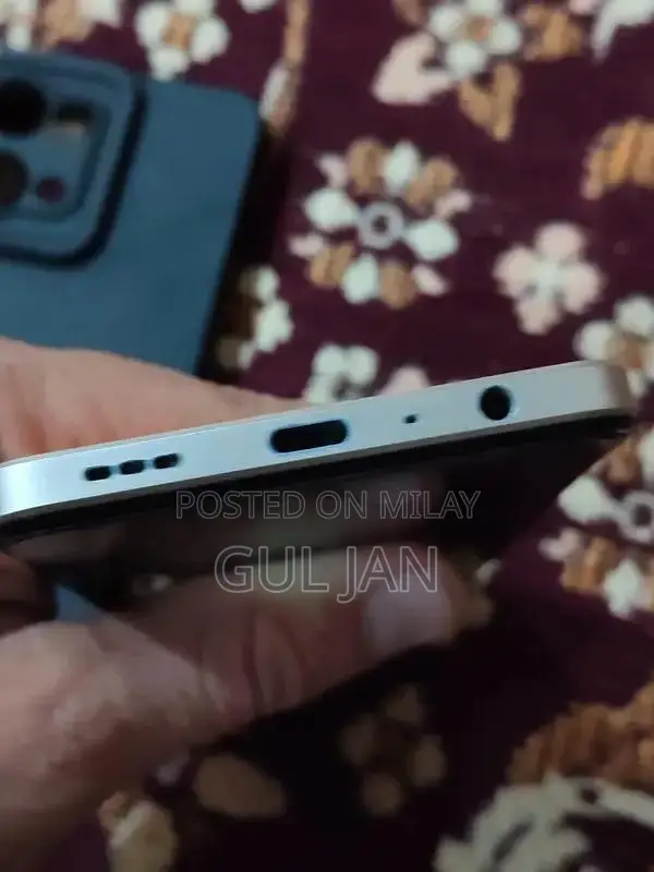 Premium Oppo Smartphone 10/10 Condition Full Package