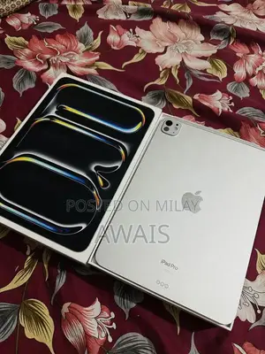 Apple iPad M4 11-inch Tablet - Silver, 256GB Storage