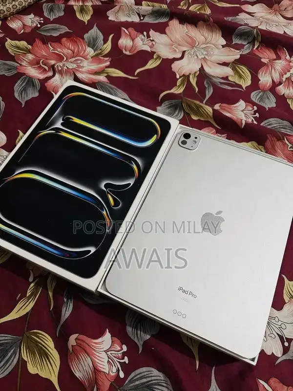 Apple iPad M4 11-inch Tablet - Silver, 256GB Storage