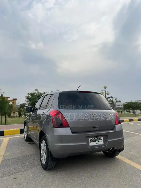 2013 Suzuki Swift DXL Compact Hatchback Low Mileage