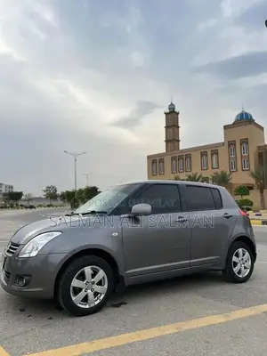 2013 Suzuki Swift DXL Compact Hatchback Low Mileage