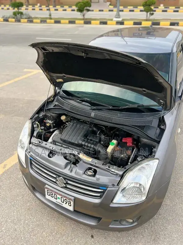 2013 Suzuki Swift DXL Compact Hatchback Low Mileage