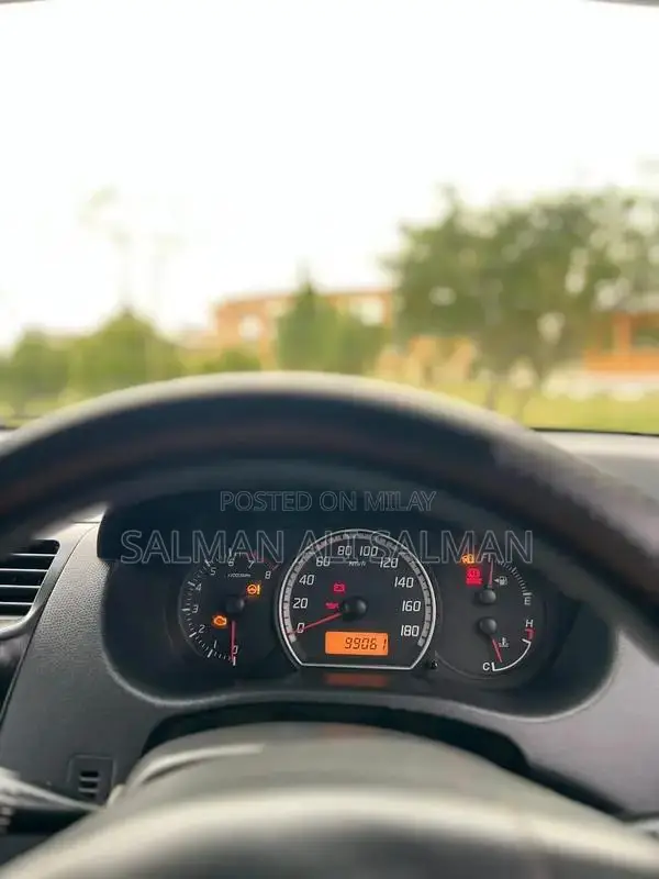 2013 Suzuki Swift DXL Compact Hatchback Low Mileage