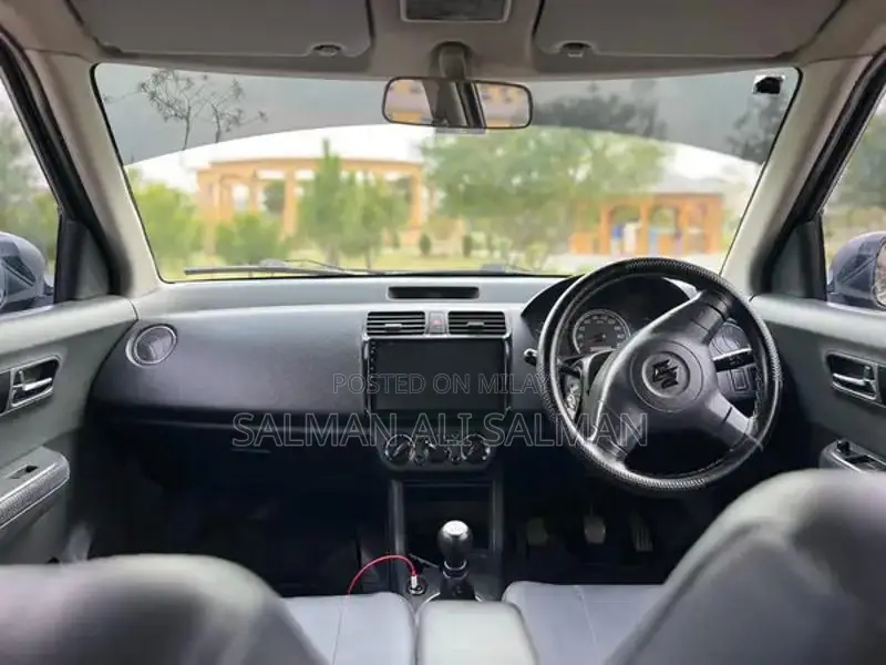 2013 Suzuki Swift DXL Compact Hatchback Low Mileage