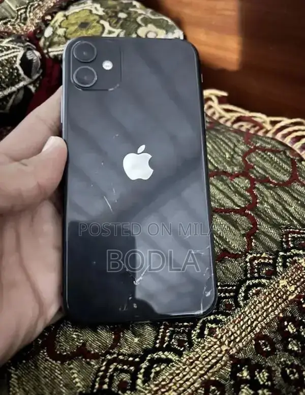 Apple iPhone 11 64GB Smartphone Non-PTA Unlocked