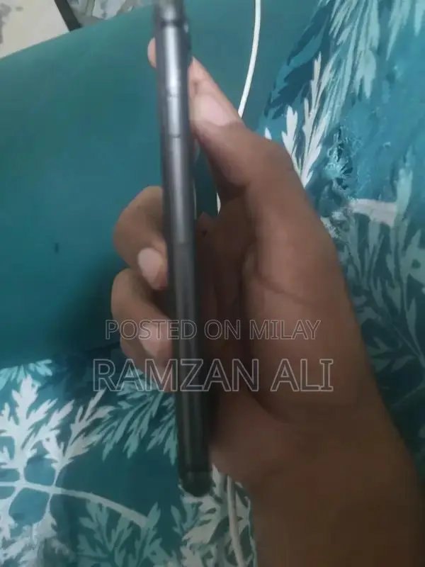 Apple iPhone 8 Smartphone Mobile Device