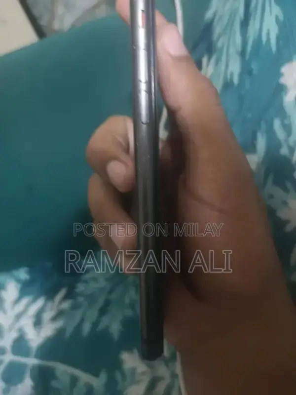 Apple iPhone 8 Smartphone Mobile Device