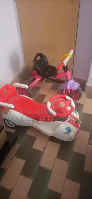 Photo - Kids Cycling and Play Outdoor Toy Set