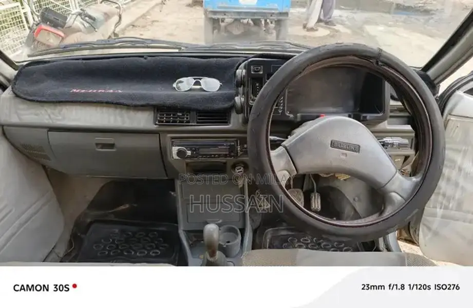 Suzuki Mehran VXR Silver Sedan 2005 Model