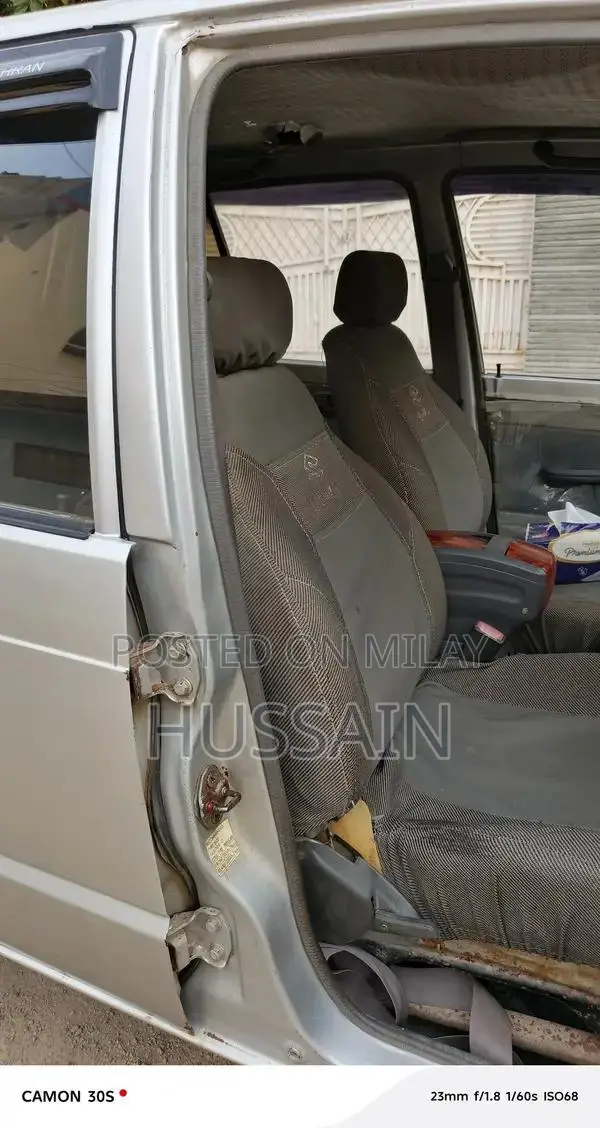 Suzuki Mehran VXR Silver Sedan 2005 Model