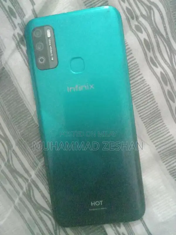 Smartphone with 4GB RAM and 64GB Storage