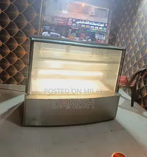 Photo - Compact Cooling Chiller with Advanced Temperature Control