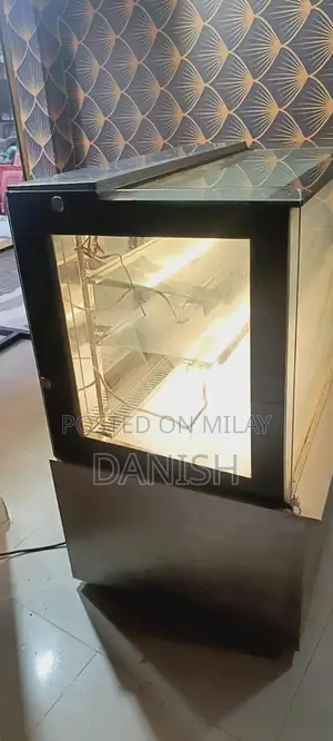 Compact Cooling Chiller with Advanced Temperature Control