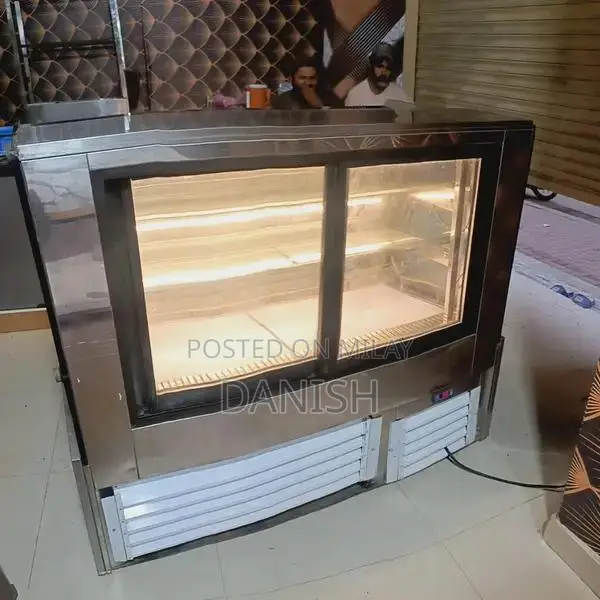 Compact Cooling Chiller with Advanced Temperature Control