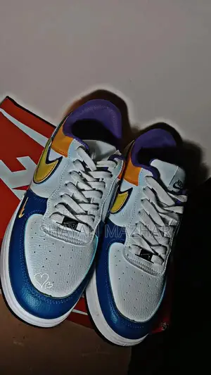 Nikf Laptop with Advanced Display Technology