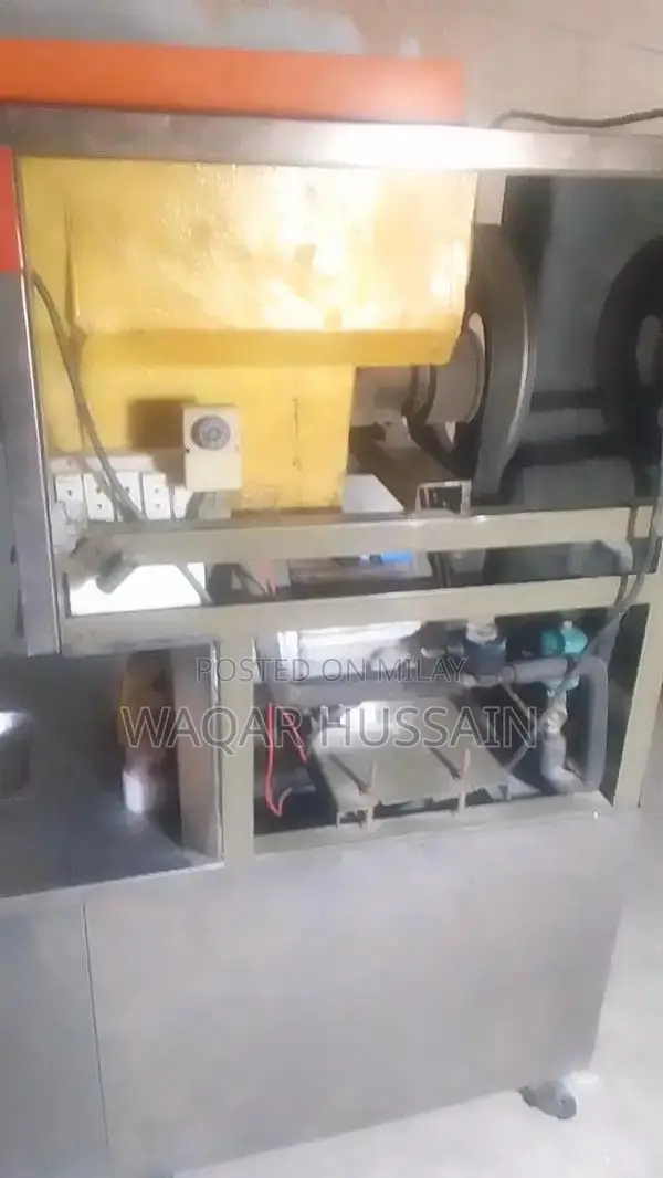 Commercial Ice Cream Cone Making Machine for Cafes and Restaurants