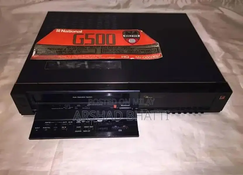 VCR G500 Video Cassette Recorder Vintage Electronics