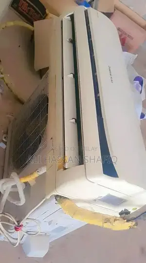 Humidifier with Multiple Advanced Features