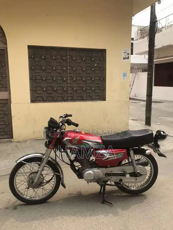 2022/23 Honda 125 Motorcycle in Excellent Condition