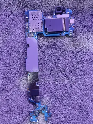 Samsung Galaxy Smartphone Logic Board 6GB RAM 128GB Storage