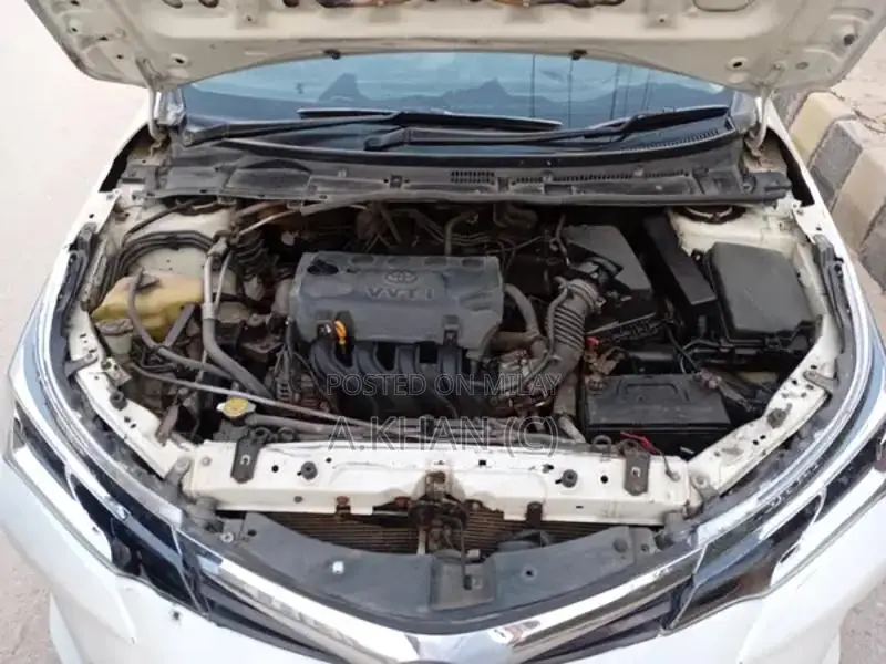 Toyota Corolla Gli Automatic Sedan 2017 Model