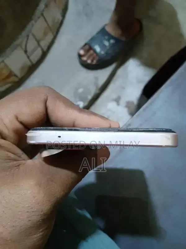 Oppo F21 Pro Smartphone with Original Accessories