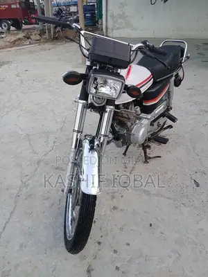 Photo - Black 2019 Vehicle Model