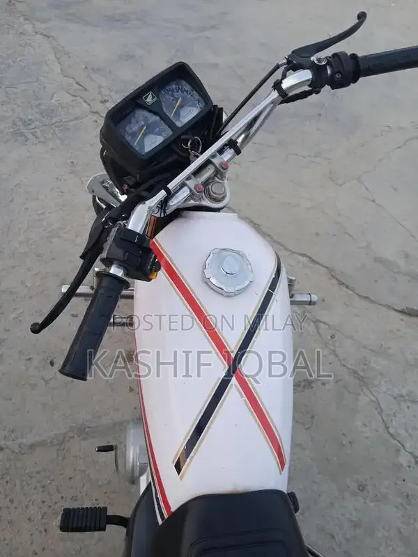 Black 2019 Vehicle Model