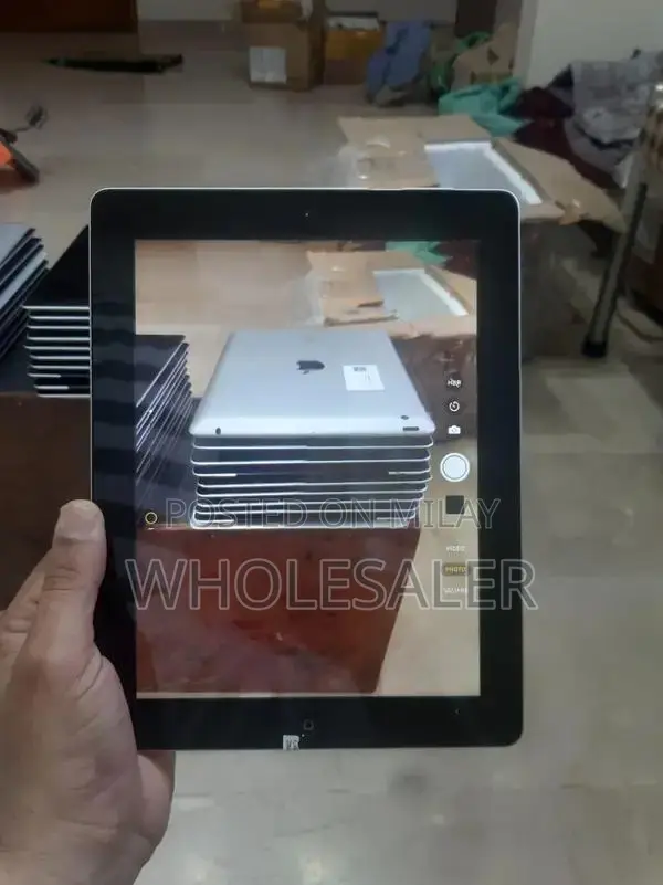 iPad 4 with Excellent Display and Functional Apps
