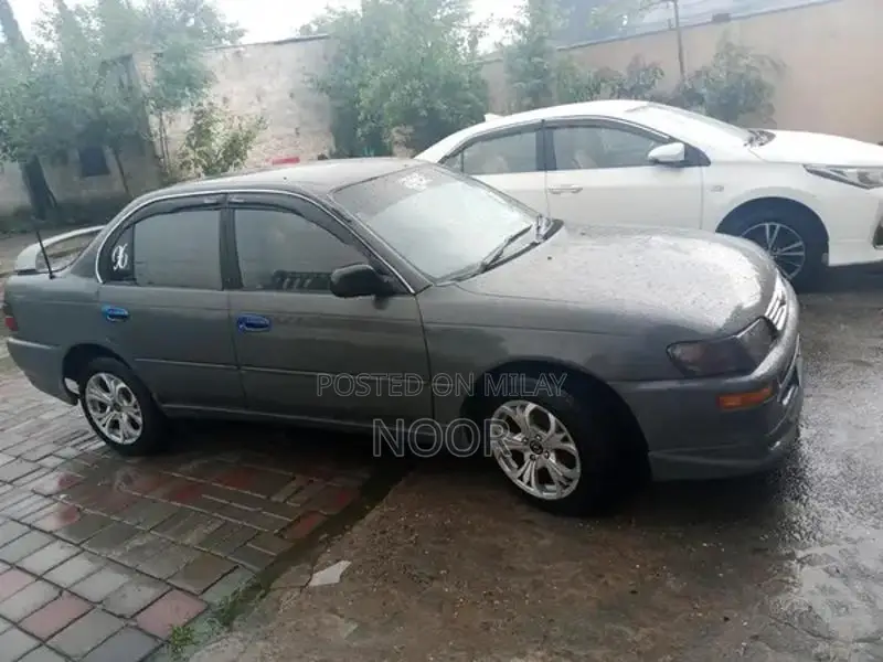 Toyota Corolla 1997 Sedan - Petrol and CNG Variant