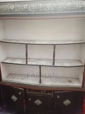 Photo - Decorative Home Furniture Mirror with Modern Design