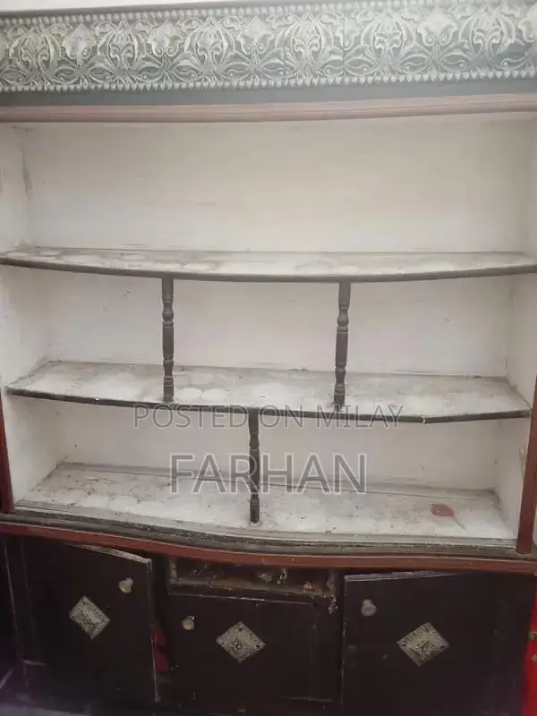 Decorative Home Furniture Mirror with Modern Design