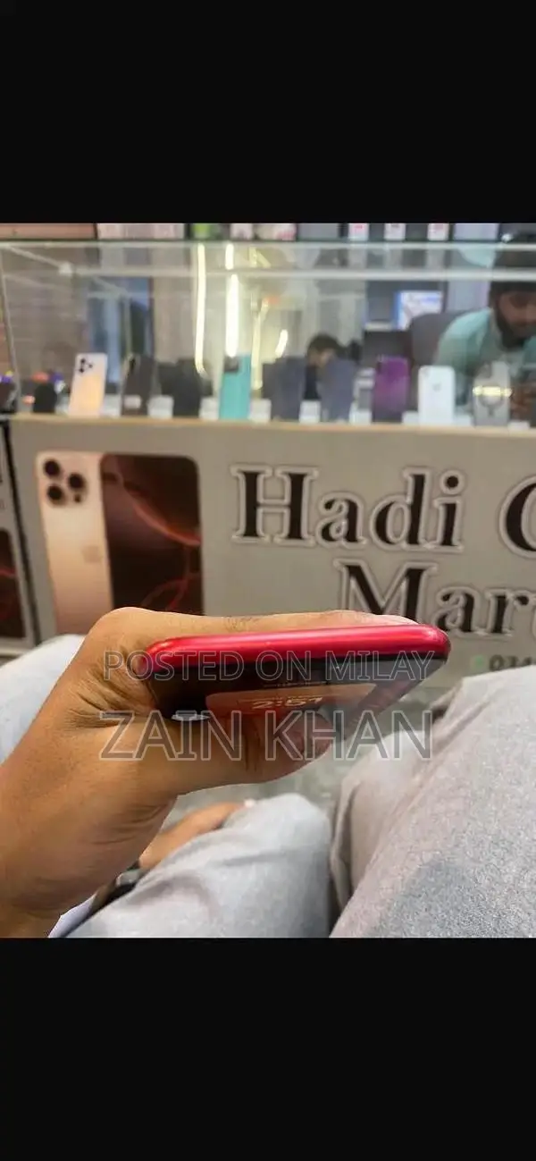 64GB Red iPhone XR Water-Sealed Smartphone