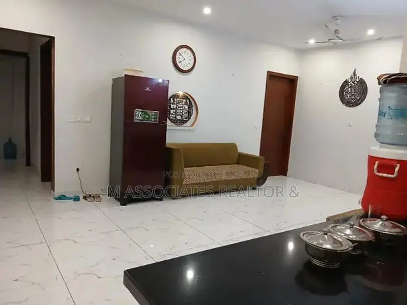 Spacious 3-Bedroom Portion in Gulshan-e-Iqbal Block-1