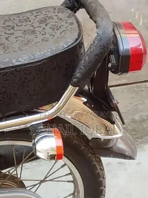 Honda CG 125 Motorcycle - Low Mileage Classic Bike