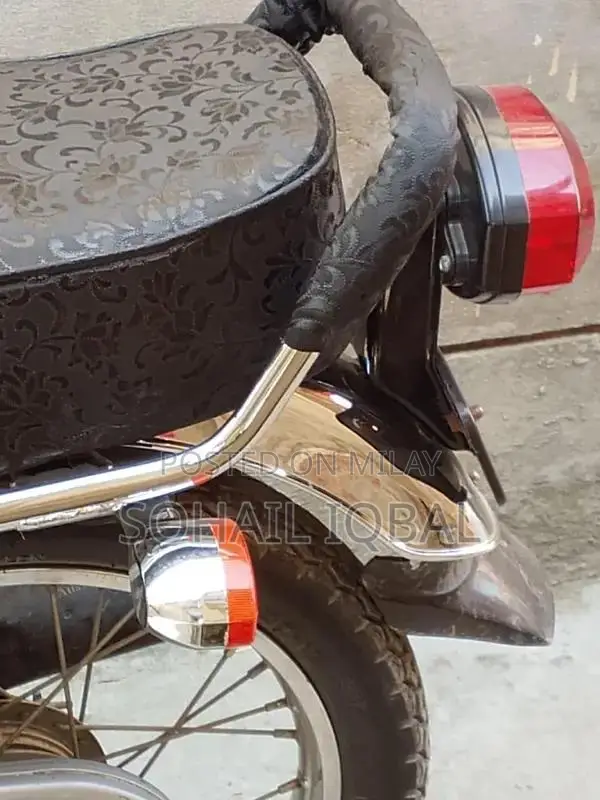 Honda CG 125 Motorcycle - Low Mileage Classic Bike