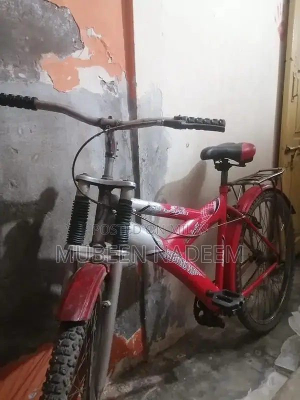 Used Bicycle in Good Condition - Versatile Ride