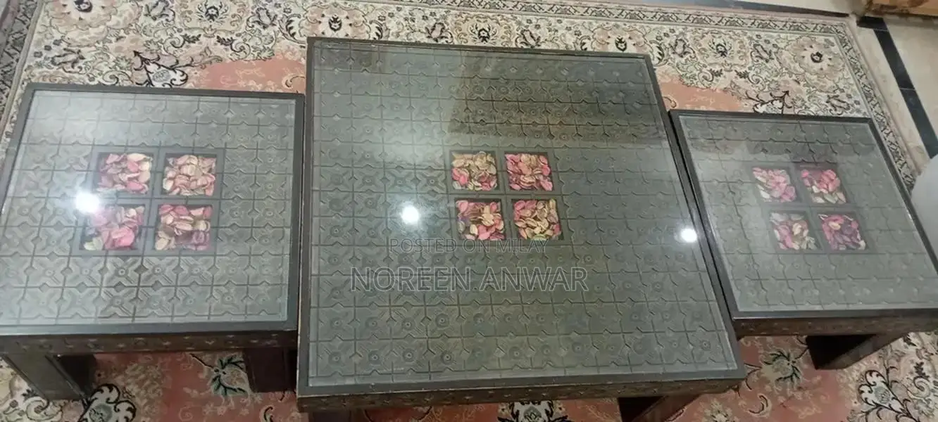 Central Glass-Top Dining Room Tables