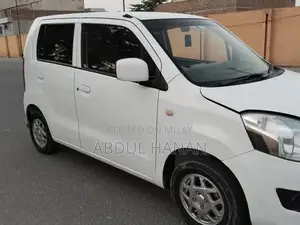 Photo - Wagnor VXL Compact Hatchback Side Door Vehicle