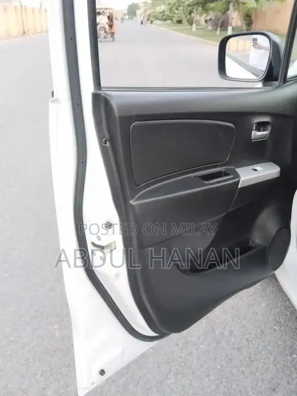 Wagnor VXL Compact Hatchback Side Door Vehicle