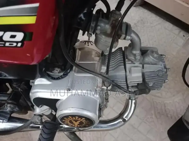 Honda CD70 Motorcycle 2022 Model Commuter Bike