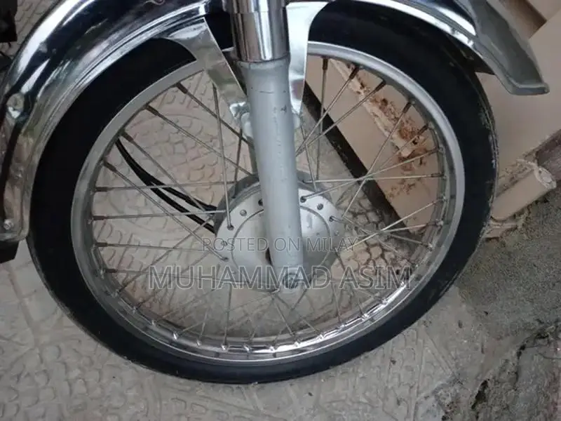 Honda CD70 Motorcycle 2022 Model Commuter Bike