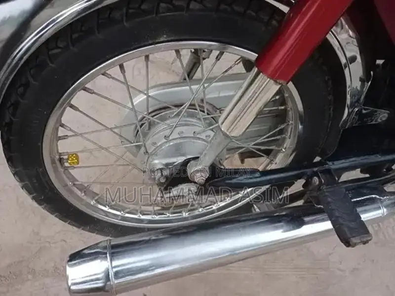 Honda CD70 Motorcycle 2022 Model Commuter Bike