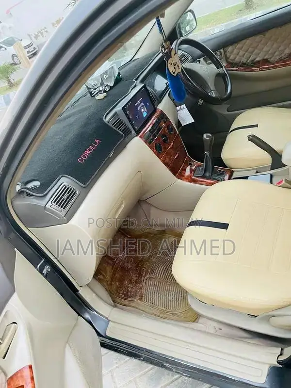 Toyota Corolla Gli Sedan 2006 Model with CNG