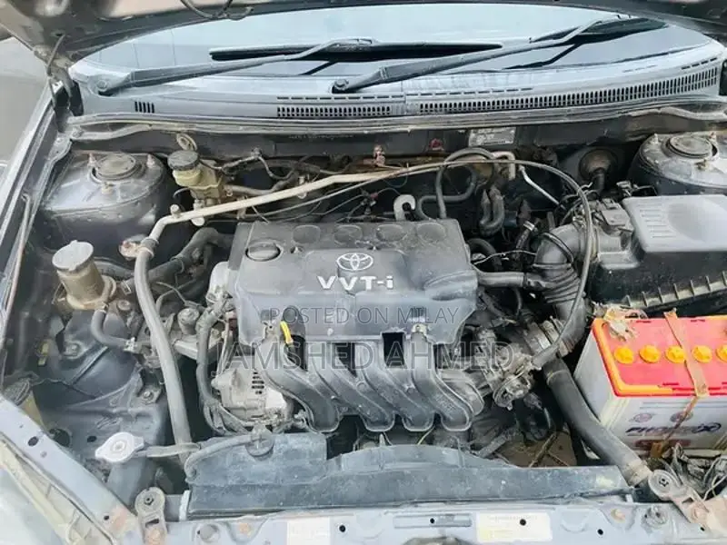 Toyota Corolla Gli Sedan 2006 Model with CNG