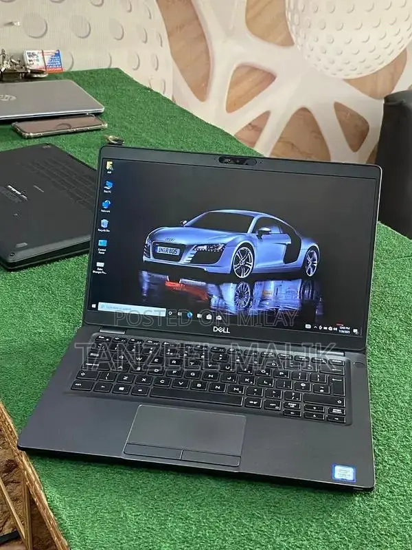 Dell Latitude 5300 Business Laptop with 8th Gen Intel Core i5
