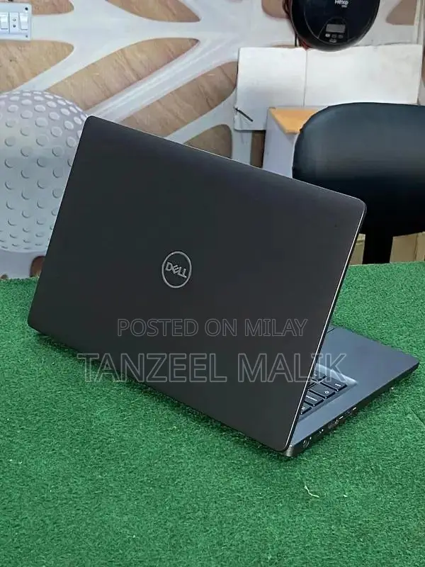 Dell Latitude 5300 Business Laptop with 8th Gen Intel Core i5